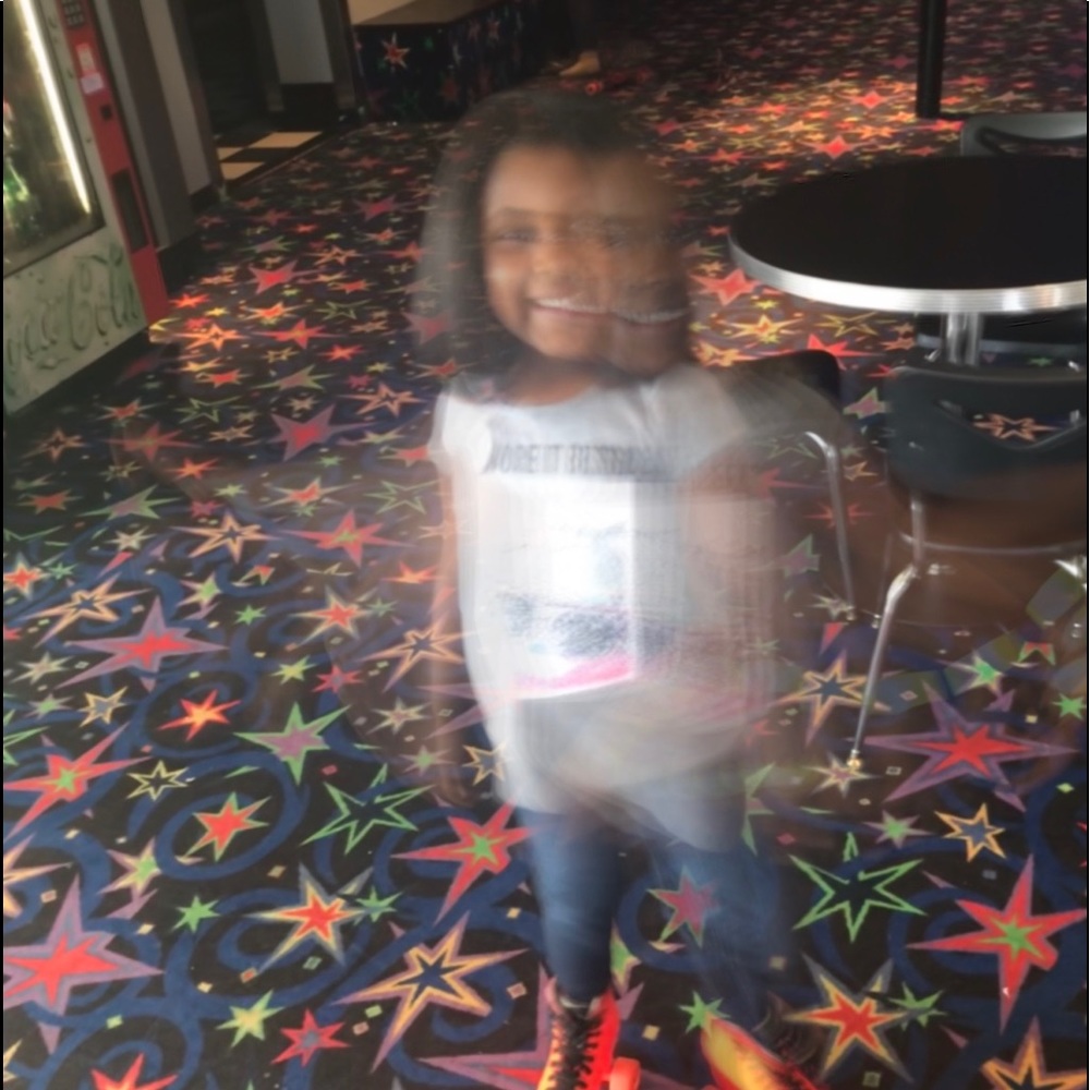 Meet your Posher, Kenvee